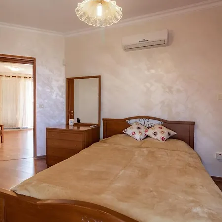 Villa Rafaella In Latchi With Private Garden *