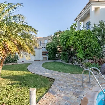 Rafaella In Latchi With Private Garden