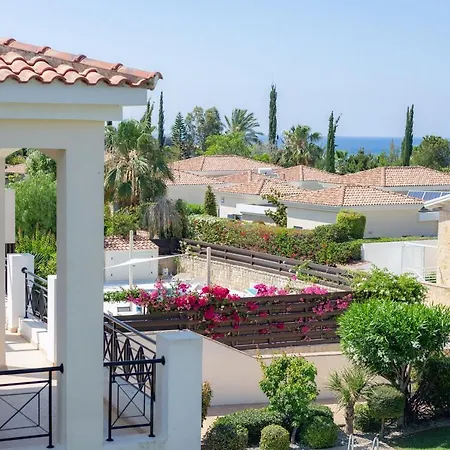 Rafaella In Latchi With Private Garden *