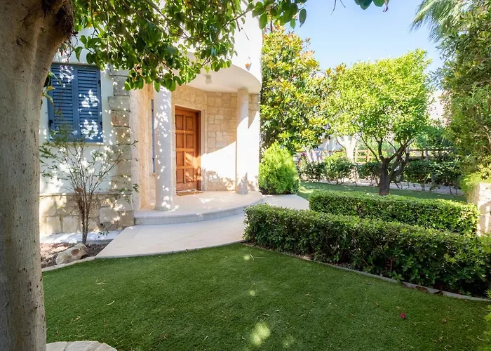 Villa Rafaella In Latchi With Private Garden Polis