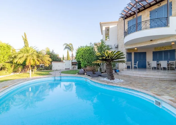 Villa Rafaella In Latchi With Private Garden *