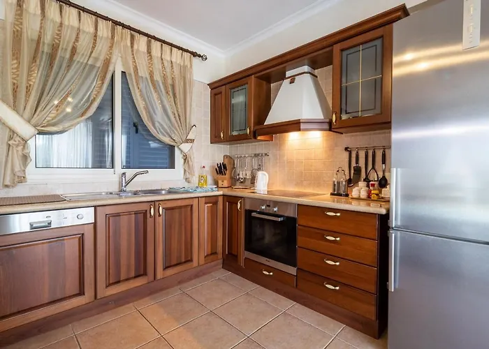 Rafaella In Latchi With Private Garden *